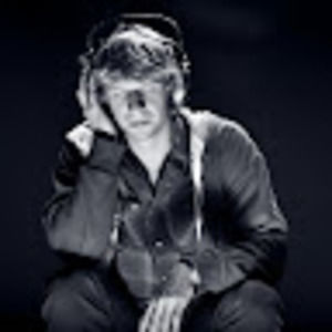 Meet your Posher, Corey